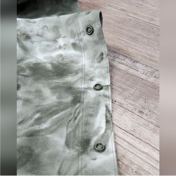 NWT Lululemon Customizable Snap Scarf - Picture 12 of 15